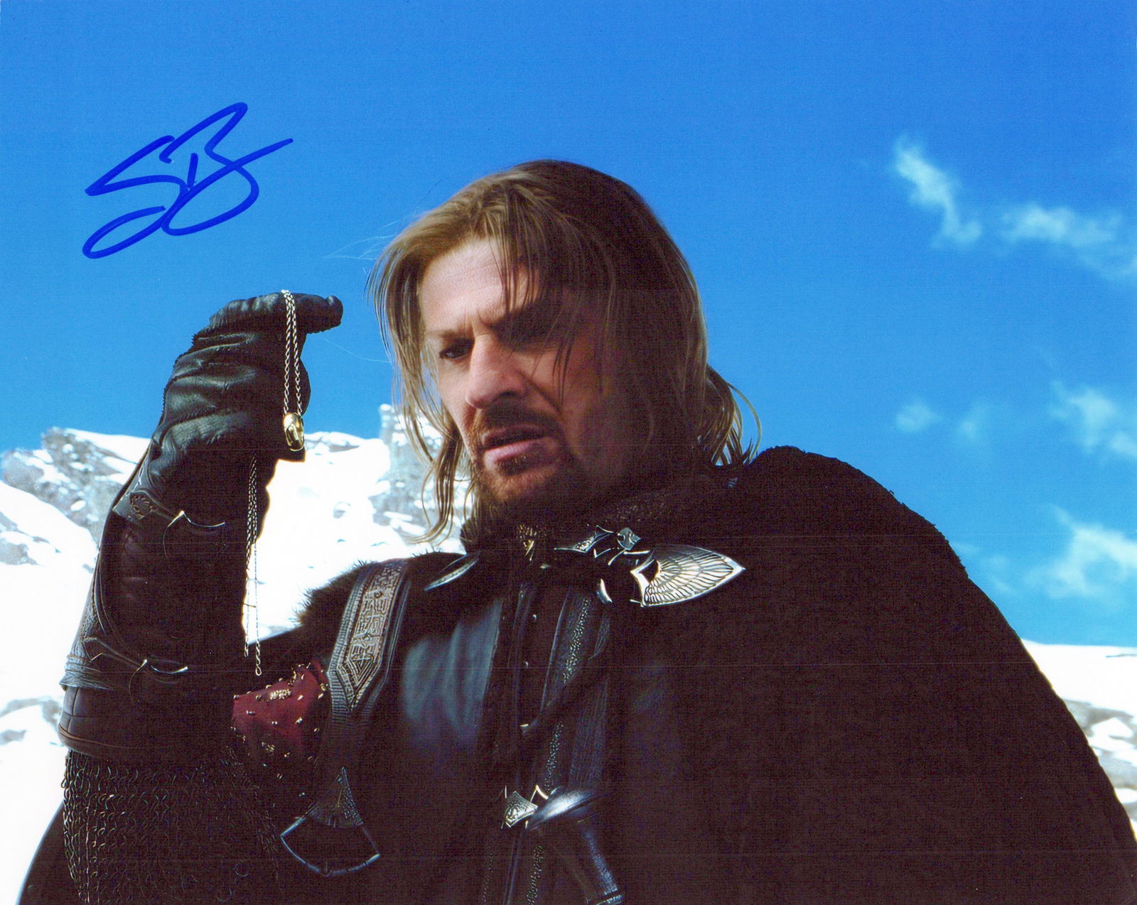 Sean Bean LORD OF THE RINGS In Person Signed Photo: Photo size is 8x10. Sean Bean in person signed photo from the movie LORD OF THE RINGS. Sean Bean as the character Boromir.