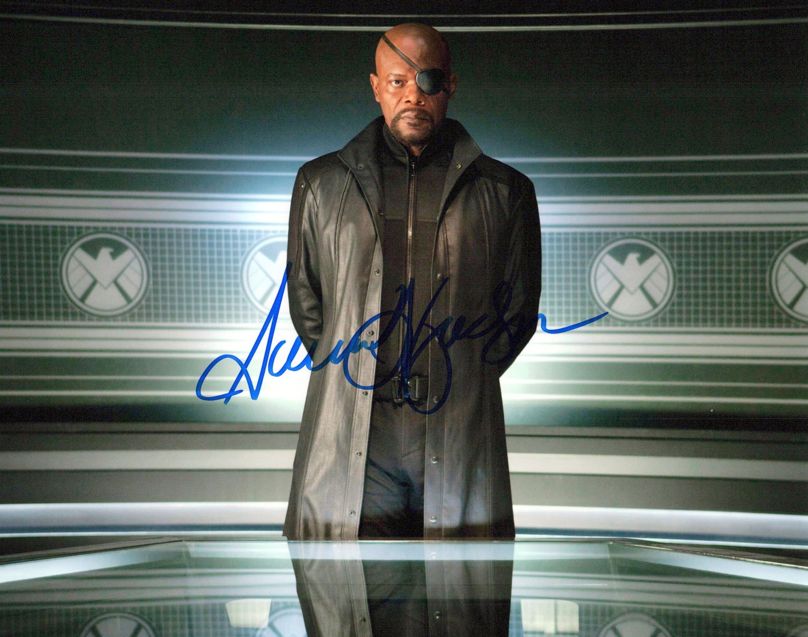 Samuel L Jackson THE AVENGERS In Person Signed Photo (1 of 1)