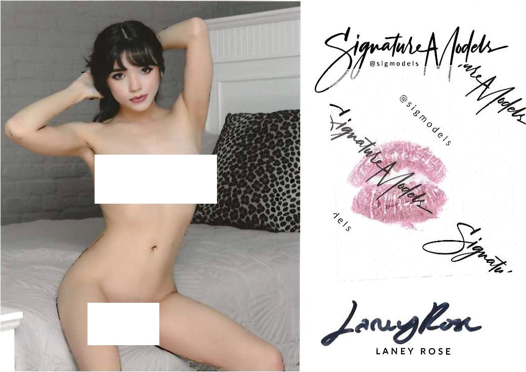 Laney Rose LIP PRINT KISS CARD In Person Signed Photo: Photo size is 5x7. PRIVATE SIGNING. Popular signature model. Sexy in person signed nude portrait. She has also added a lip print. This item was signed at an exclusive signing and photo shoot done on F