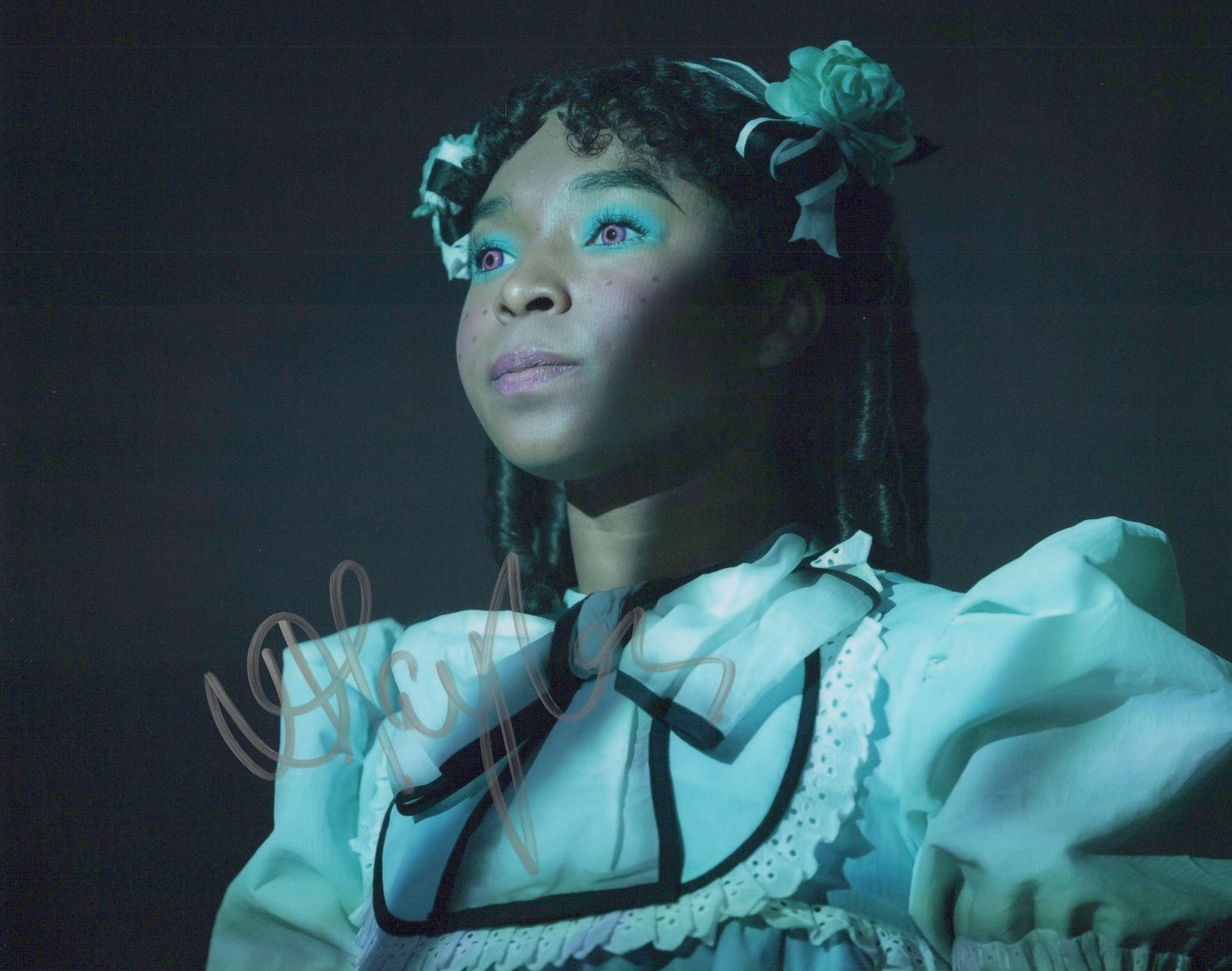 Delainey Hayles INTERVIEW WT VAMPIRE In Person Signed Photo: Photo size is 8x10. Delainey Hayles in person signed photo from the TV series INTERVIEW WITH THE VAMPIRE. Delainey Hayles as the character Claudia.