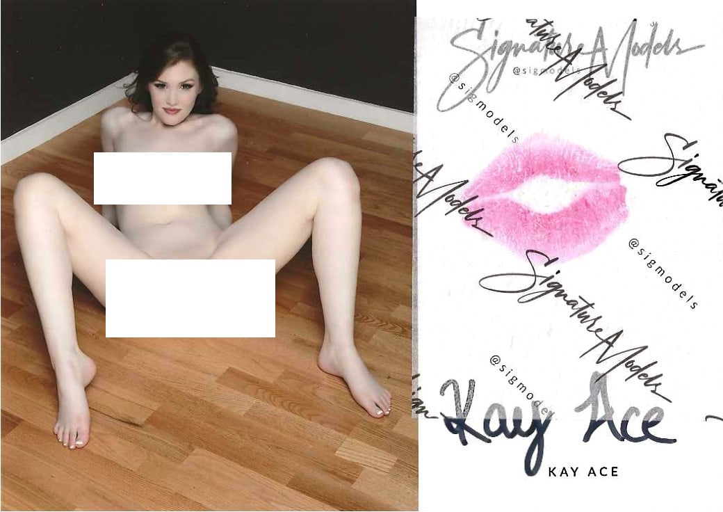 Kay Ace MODEL LIP PRINT KISS CARD In Person Signed Photo: Photo size is 5x7. Kay Ace MODEL LIP PRINT KISS CARD In Person Signed Photo