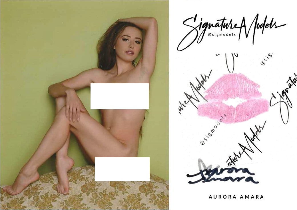 Aurora Amara LIP PRINT KISS CARD In Person Signed Photo: Photo size is 5x7. PRIVATE SIGNING. Aurora Amara in person signed photo and kiss card. Signature Model. 5x7 Color In Person signed very sexy portrait. She added a lip print. This item was signed at an