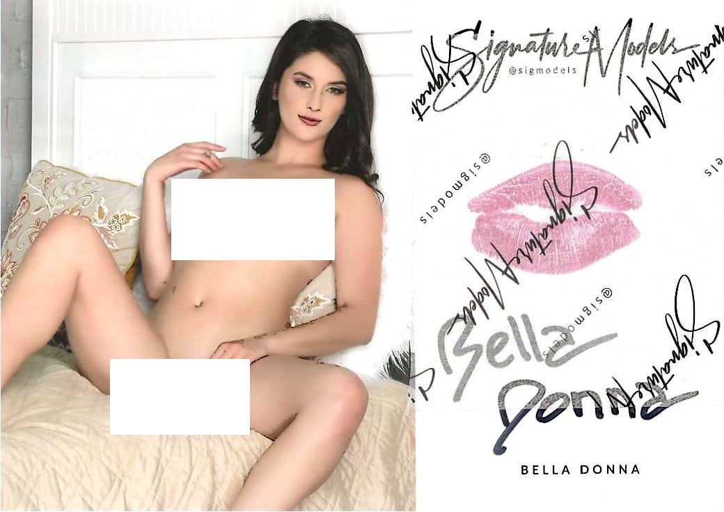 Bella Donna LIP PRINT KISS CARD In Person Signed Photo: Photo size is 5x7. (NOTE: please ignore and brownish on the imge. Scanner issue. Not on photo) PRIVATE SIGNING. Popular glamour model. Color In Person signed very sexy NUDE portrait. This item was Sig