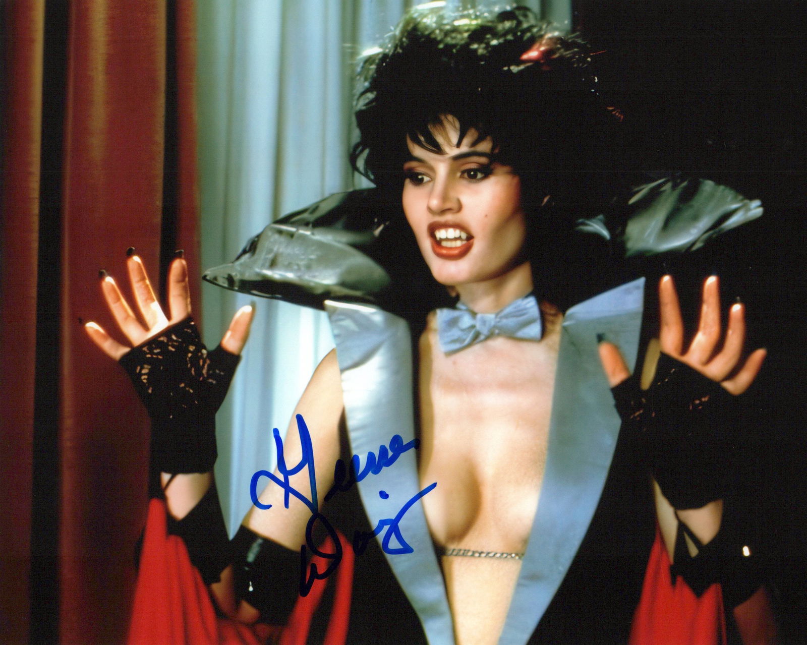 Geena Davis TRANSYLVANIA 6-5000 In Person Signed Photo: Photo size is 8x10. Geena Davisin person signed photo from the movie TRANSYLVANIA 6-5000. Geena Davis as the character Odette.