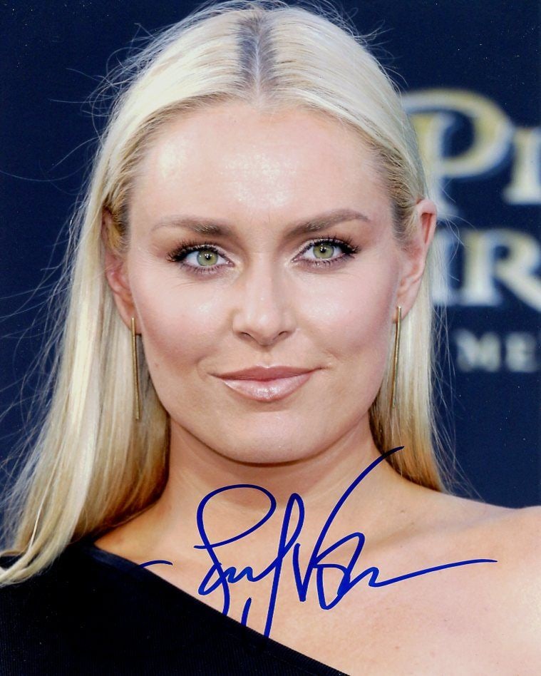 Lindsay Vonn SKIING / OLYMPICS In Person Sign Photo: Photo size is 8x10. Lindsay Vonn in person signed photo. Lindsey Vonn born October 18, 1984. Lindsey Vonn is a former American World Cup alpine ski racer on the US Ski Team. She won four World Cup ove