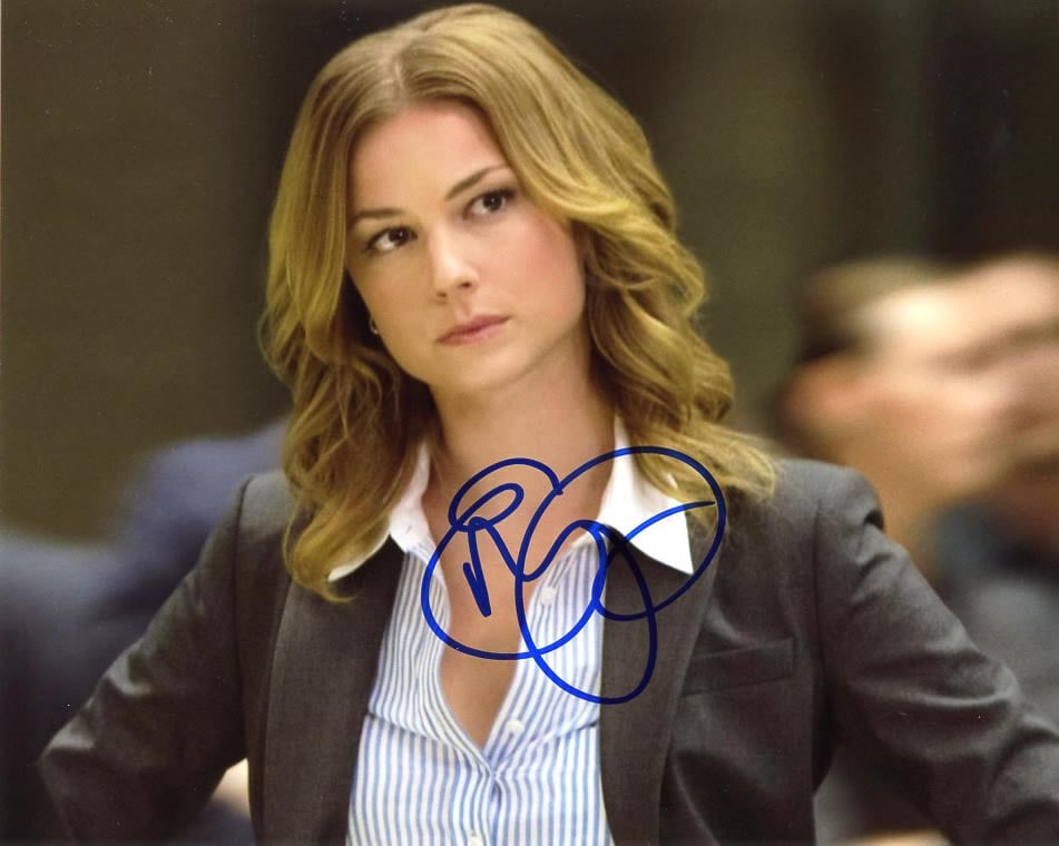 Emily Van Camp CAPT. AMERICA In Person Signed Photo: Photo size is 8x10. Emily VanCamp in person signed autographed photo from the movie CAPTAIN AMERICA. Emily VanCamp as the character Sharon Carter