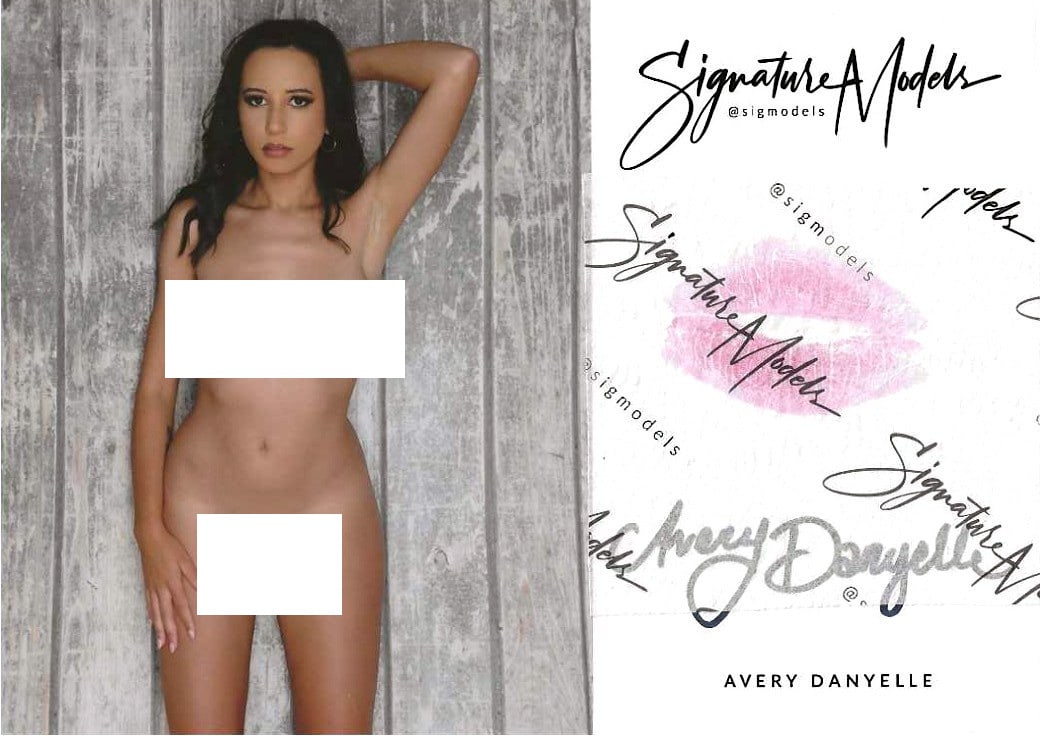 Avery Danyelle LIP PRINT KISS CARD In Person Signed Photo: Photo size is 5x7. PRIVATE SIGNING. Avery Danyelle in person signed photo and kiss card. She added a lip print. This item was signed at an EXCLUSIVE signing and photo shoot on May 16, 2025