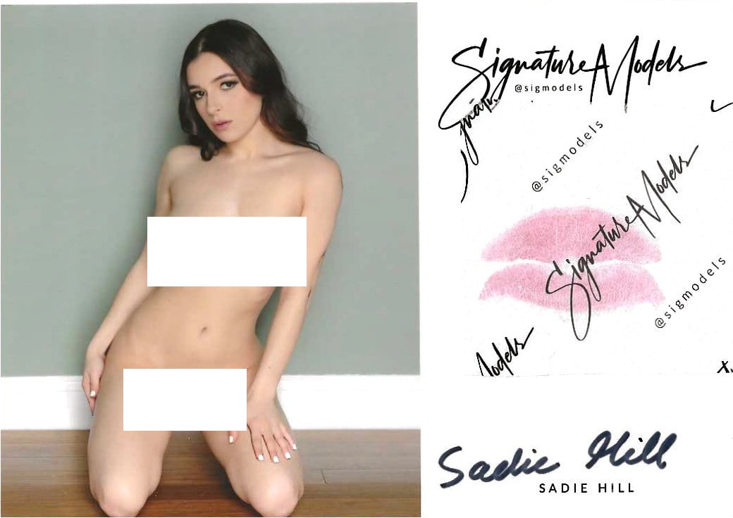 Sadie Hill LIP PRINT KISS CARD In Person Signed Photo: Photo Size is 5x7. PRIVATE SIGNING. Sadie HIll in person signed Signature Model. 5x7 Color In Person signed very sexy NUDE portrait. She added a lip print. This item was signed at an EXCLUSIVE signing
