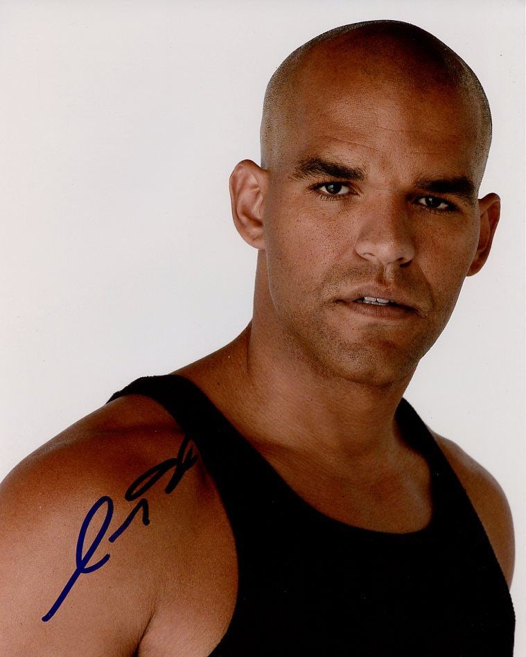 Amaury Nolasco TRANSFORMERS / 911 LONESTAR In Person Signed Photo: Photo size is 8x10. Amaury Nolasco in person signed photo. Amaury Nolasco has done such TV and movies as TRANSFORMERS, A GOOD DAY TO DIE HARD, and 911 LONESTAR.