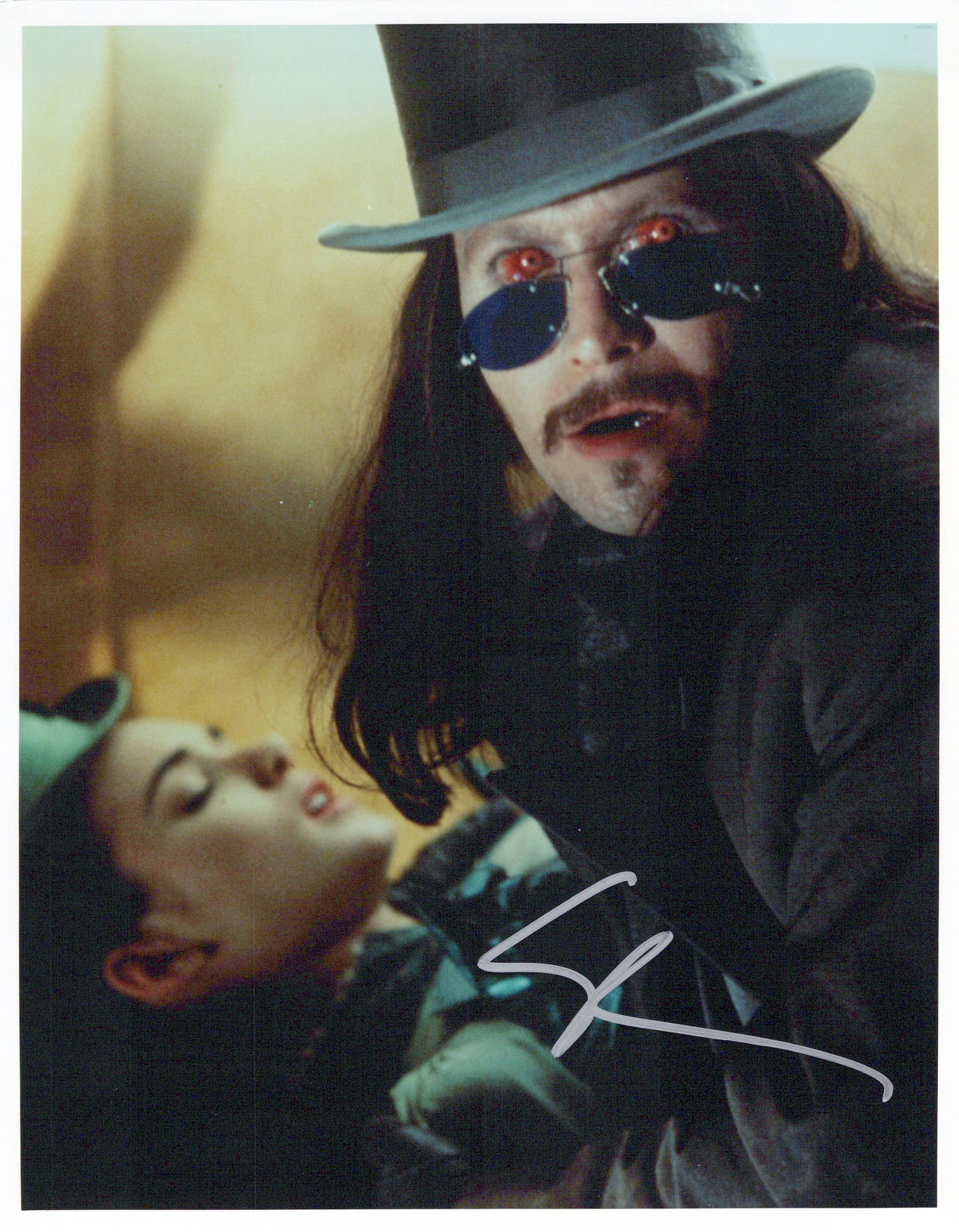 Gary Oldman BROM STROKERS DRACULA In Person Signed Photo: Photo size is 8x10. Gary Oldman in person signed photo from the movie BROM STROKERS DRACULA. Gary Oldman as the cgaracter Dracule.