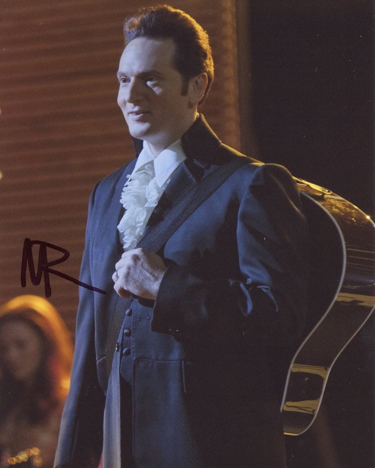 Matt Ross RING OF FIRE In Person Signed Photo: Photo size is 8x10. Matt Ross in person signed autographed photo from the movie RING OF FIRE. Matt Ross as the character Johnny Cash