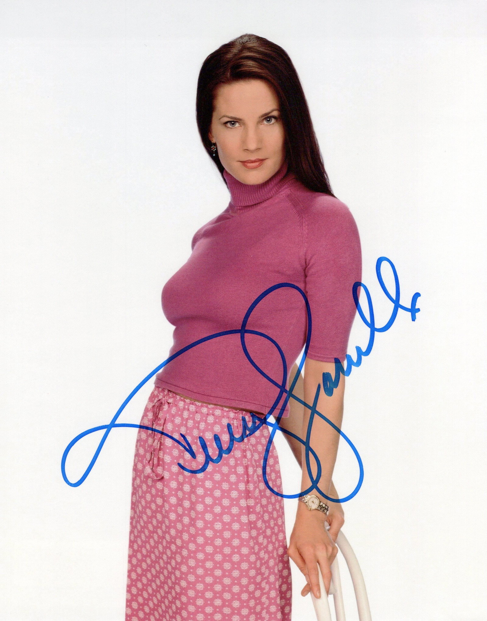 Terry Farrell BECKER / DEEP SPACE NINE In Person Signed Photo: Photo size is 8x10. Terry Farrell in person signed photo. Terry Farrell has done such movies and TV as BACK-TO-SCHOOL, BECKER,and STAR TREK DEEP SPACE NINE.