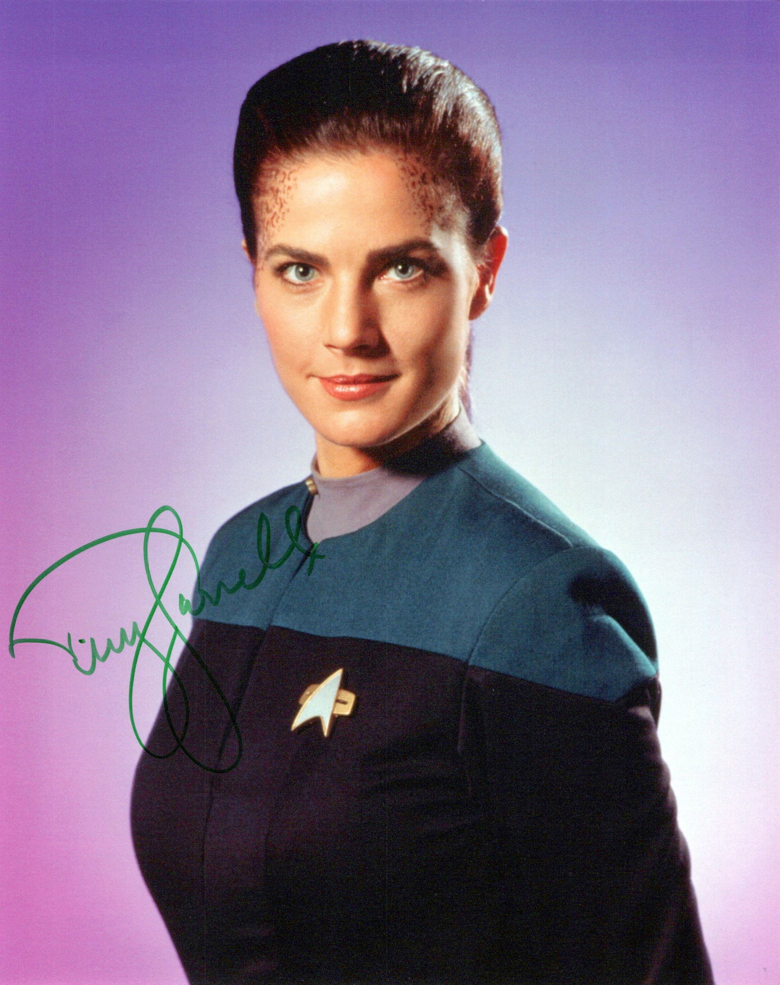 Terry Farrell DEEP SPACE 9 In Person Signed Photo: Photo size is 8x10. PRIVATE SIGNING. Terry Farrell in person signed photo from the TV series STAR TREK DEEP SPACE NINE. Terry Farrell as the character Dax.
