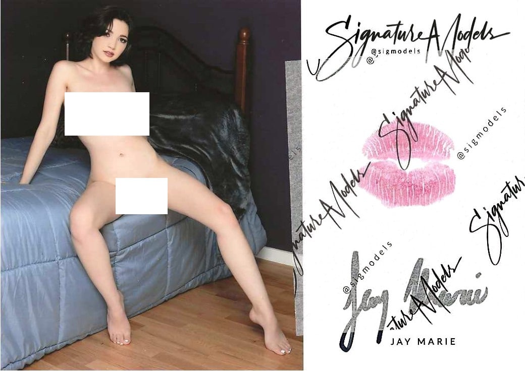 Jay Marie LIP PRINT KISS CARD In Person Signed Photo: Photo size is 5x7. PRIVATE SIGNING. Jay Marie in person signed photo and kiss card. Penthouse Pet of the Month March 2019. 5x7 Color In Person signed very sexy portrait. She added a lip print. This it