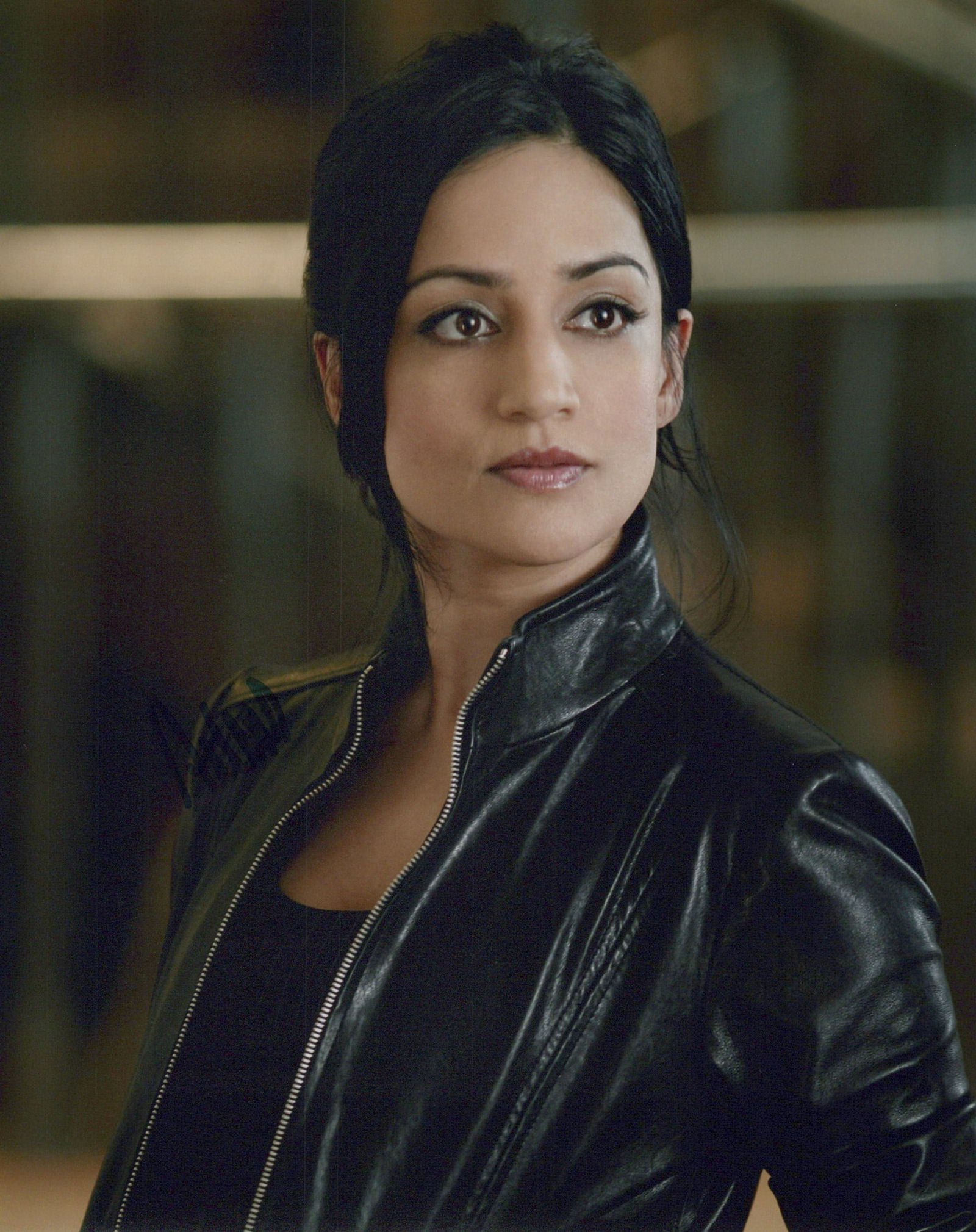 Archie Panjabi THE GOOD WIFE In Person Signed Photo: Photo size is 8x10. Archie Panjabi in person signed photo from the TV series THE GOOD WIFE. Archie Panjabi as the character Kalinda Sharma
