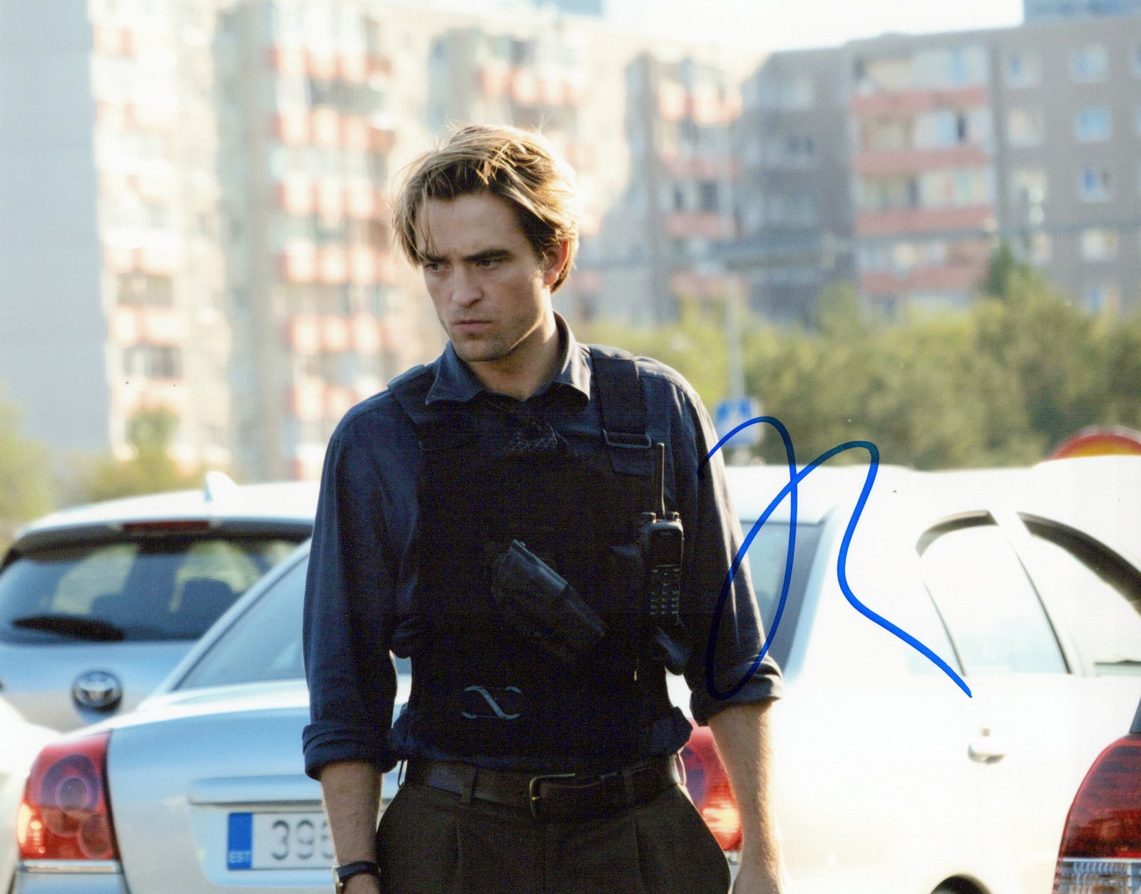 Robert Pattinson TENET In Person Signed Photo: Photo size is 8x10. Robert Pattinson in person signe dphoto from the movie TENET. Robert Pattinson as the character Neil