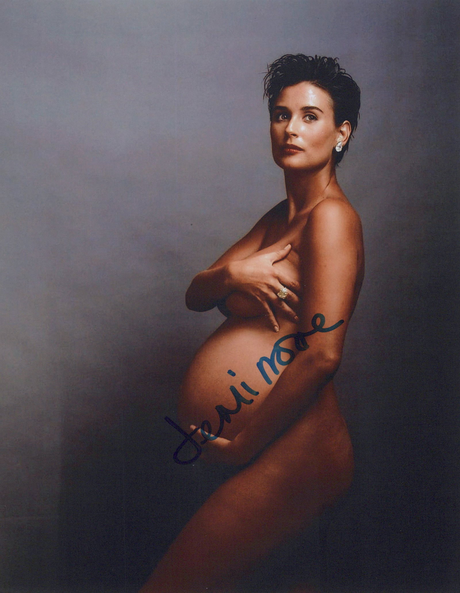 Demi Moore SEXY / TOPLESS In Person Signed Photo: Photo size is 8x10. Demi Moore in person signed photo. Demi Moore has done such TV and movies as G.I. JANE, GENERAL HOSPITAL, and GHOST.