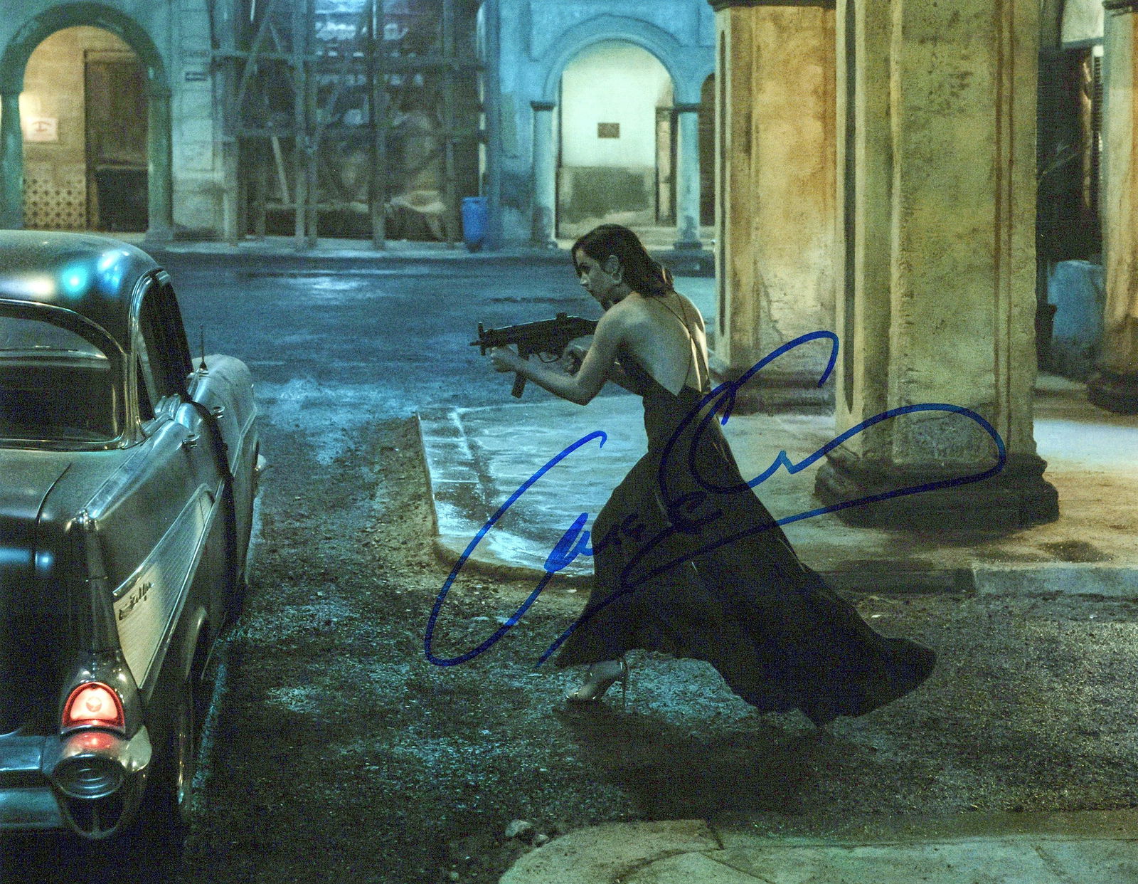 Ana de Armas (James Bond) NO TIME TO DIE In Person Signed Photo: Photo size is 8x10. Ana de Armasin person signed photo from the James Bond movie NO TIME TO DIE. Ana de Armas as the character Paloma