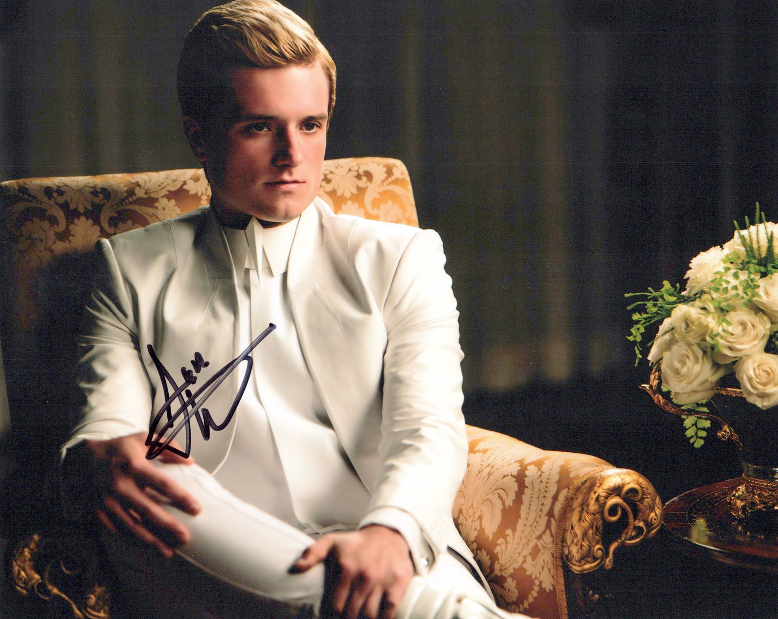 Josh Hutcherson HUNGER GAMES In Person Signed Photo (1 of 1)