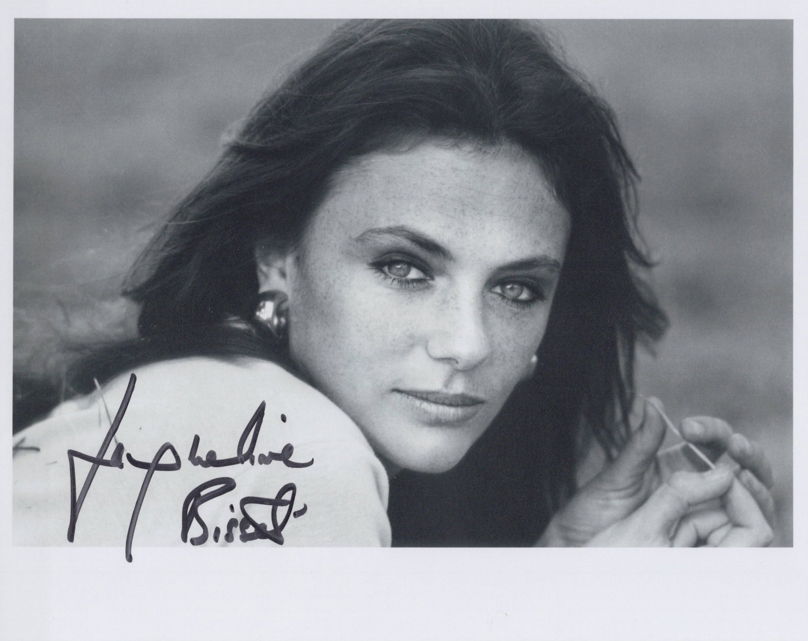 Jacqueline Bisset BULLITT / ORIENT EXPRESS In Person Signed Photo: Photo size is 8x10. Jacqueline Bisset in person signed photo. Jacqueline Bisset has done such TV and movies as BULLITT, MURDER ON THE ORIENT EXPRESS, and UNDER THE VOLCANO