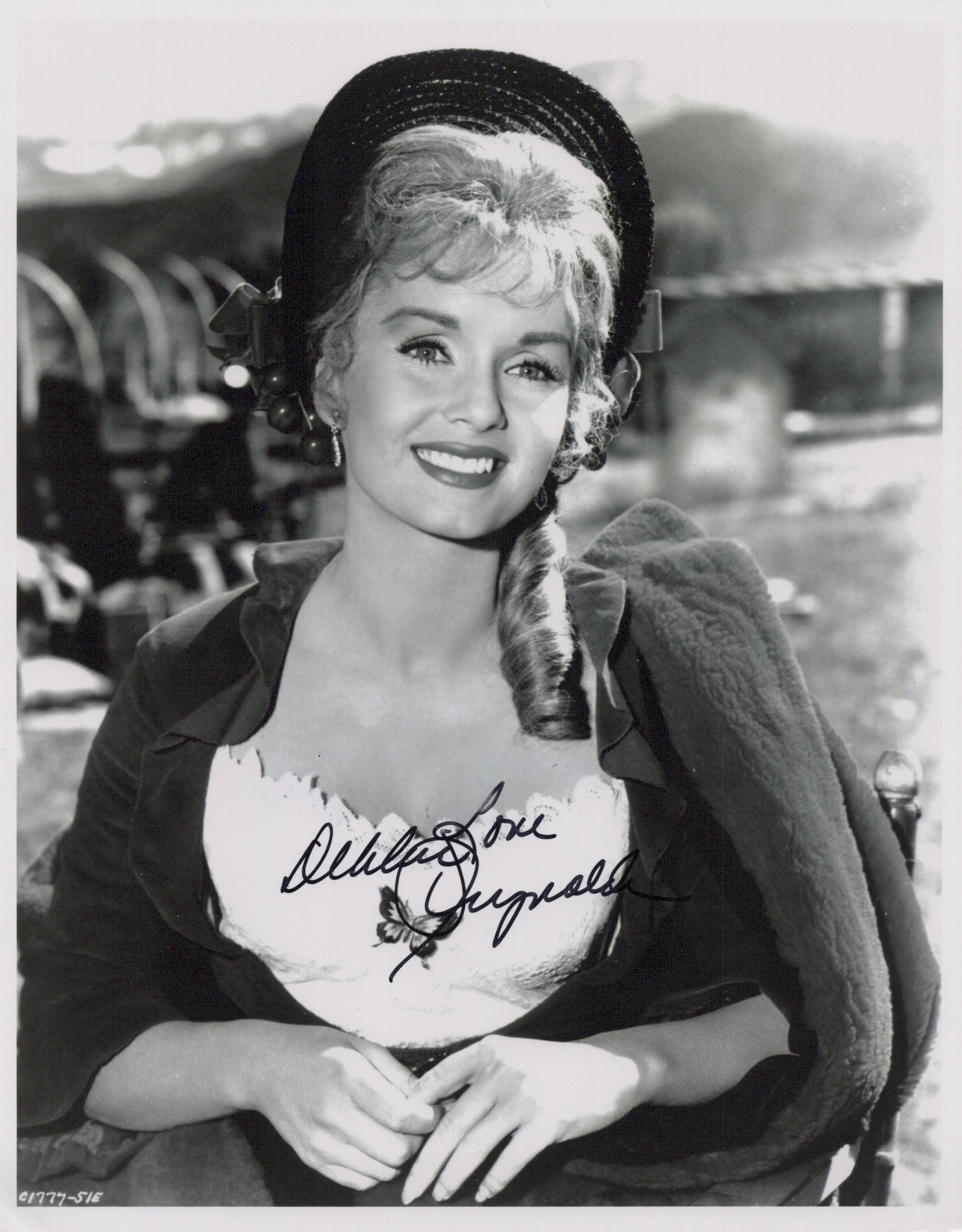 Debbie Reynolds (1932-2016) HOW WEST WAS ONE In Person Signed Photo (1 of 1)