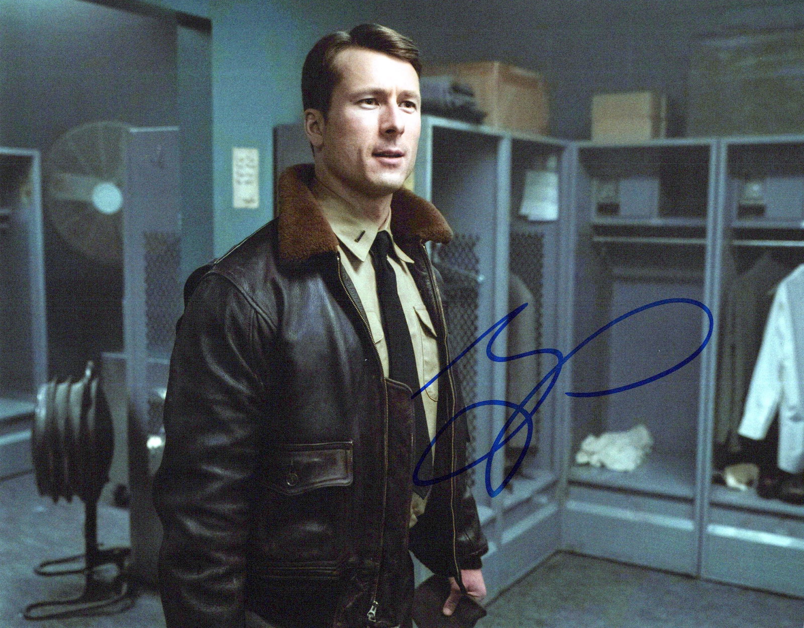 Glenn Powell TOP GUN MAVERICK In Person Signed Photo (1 of 1)
