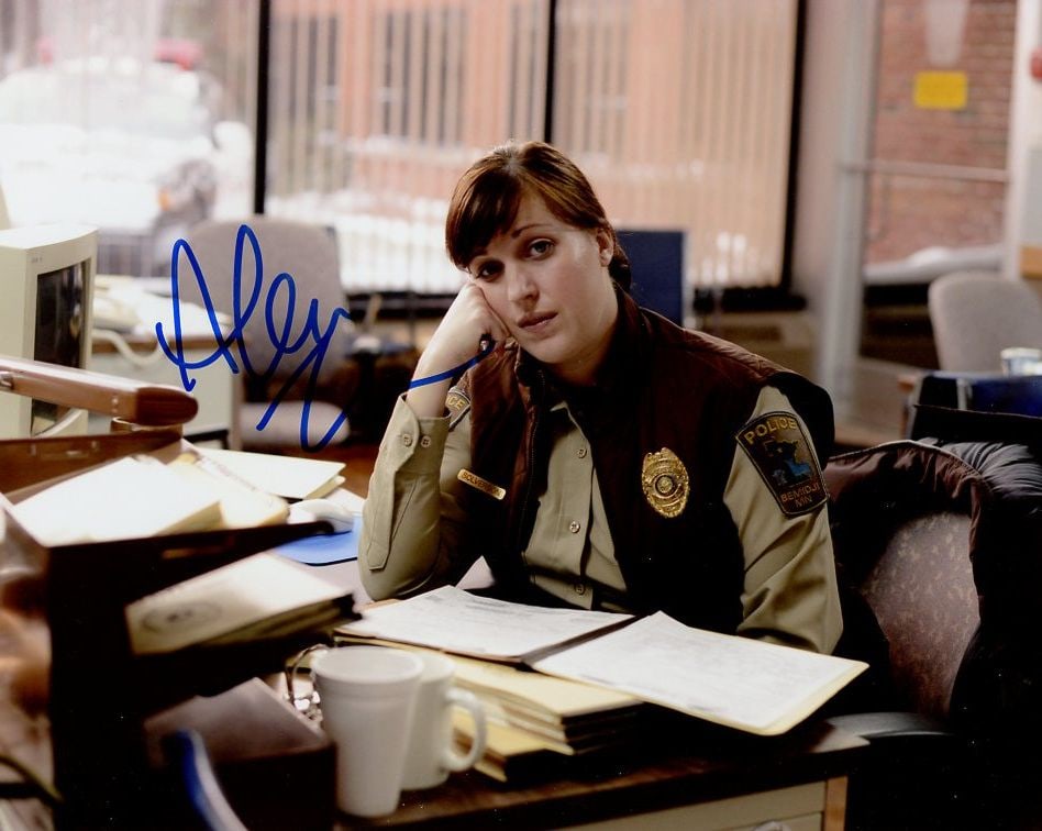 Allison Tolman FARGO In Person Signed Photo: Photo size is 8x10. Allison Tolman in person signed photo from the TV series FARGO. Allison Tolman as the character Molly Solverson.