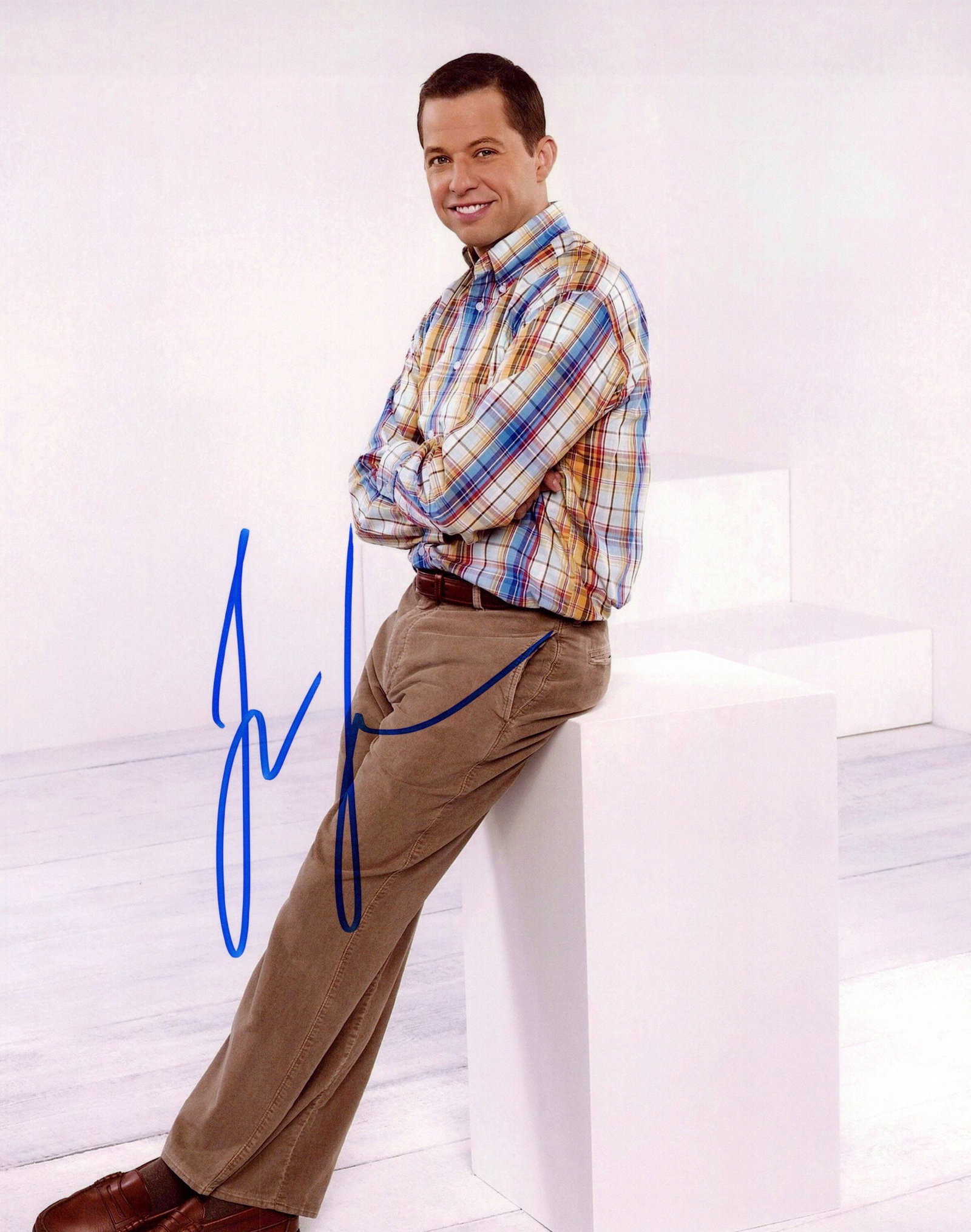 Jon Cryer TWO AND A HALF MEN In Person Signed Photo (1 of 1)