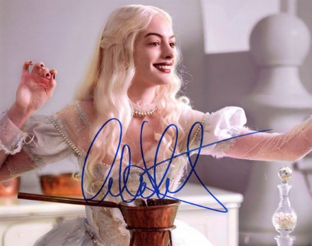 Anne Hathaway ALICE IN WONDERLAND In Person Signed Photo (1 of 1)