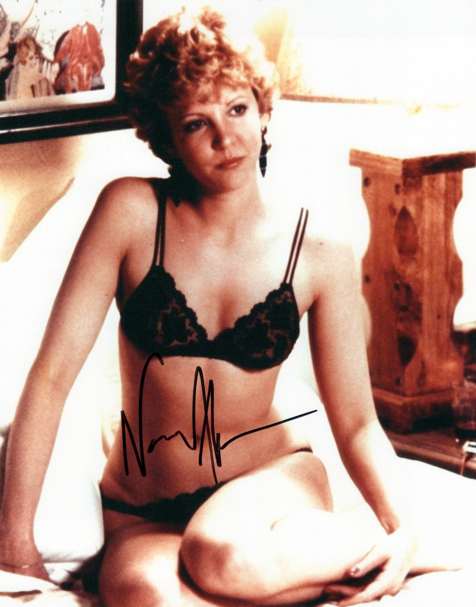 Nancy Allen BUDDY SYSTEM In Person Signed Photo: Photo size is 8x10. Nancy Allen in person signed photo from the movie THE BUDDY SYSTEM. Nancy Allen as the character Carrie.
