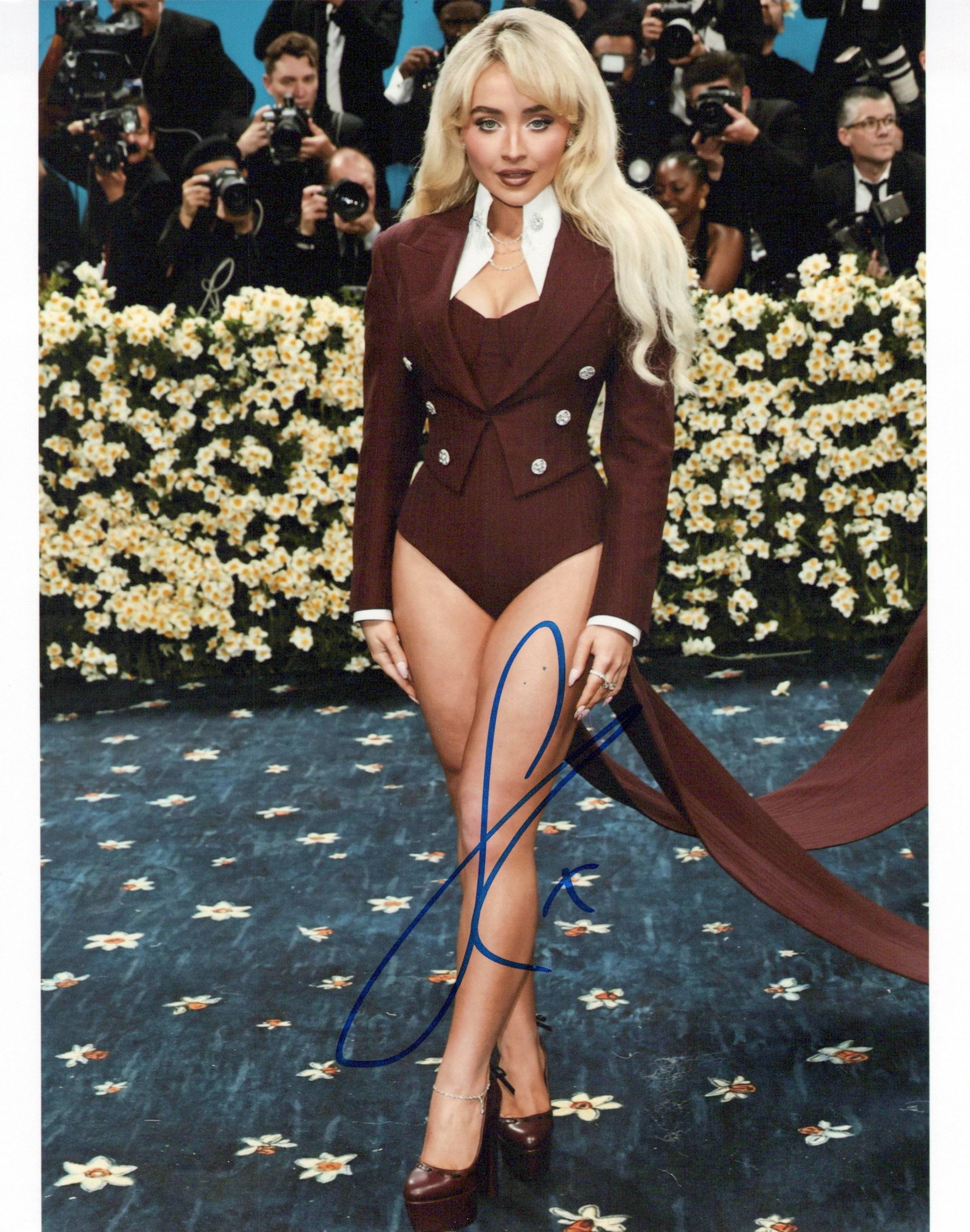 Sabrina Carpenter SINGER / GIRL MEETS WORLD In Person Signed: Photo size is 8x10. Sabrina Carpenter is an American singer, songwriter, and actress who first gained recognition for her role as Maya Hart on the Disney Channel series Girl Meets World from 2014–20