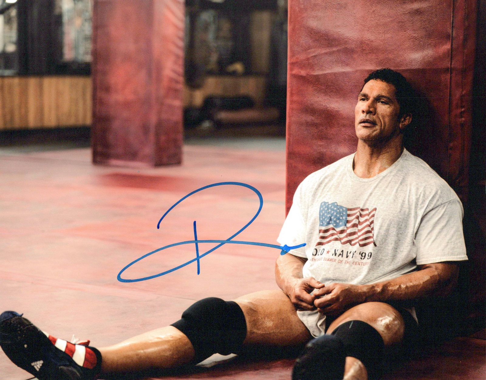 Dwayne Johnson SMASHING MACHINE In Person Signed Photo: Photo size is 8x10. Dwayne Johnson in person signed photo from the movie THE SMASHING MACHINE. Dwayne Johnson as the character MMA icon Mark Kerr
