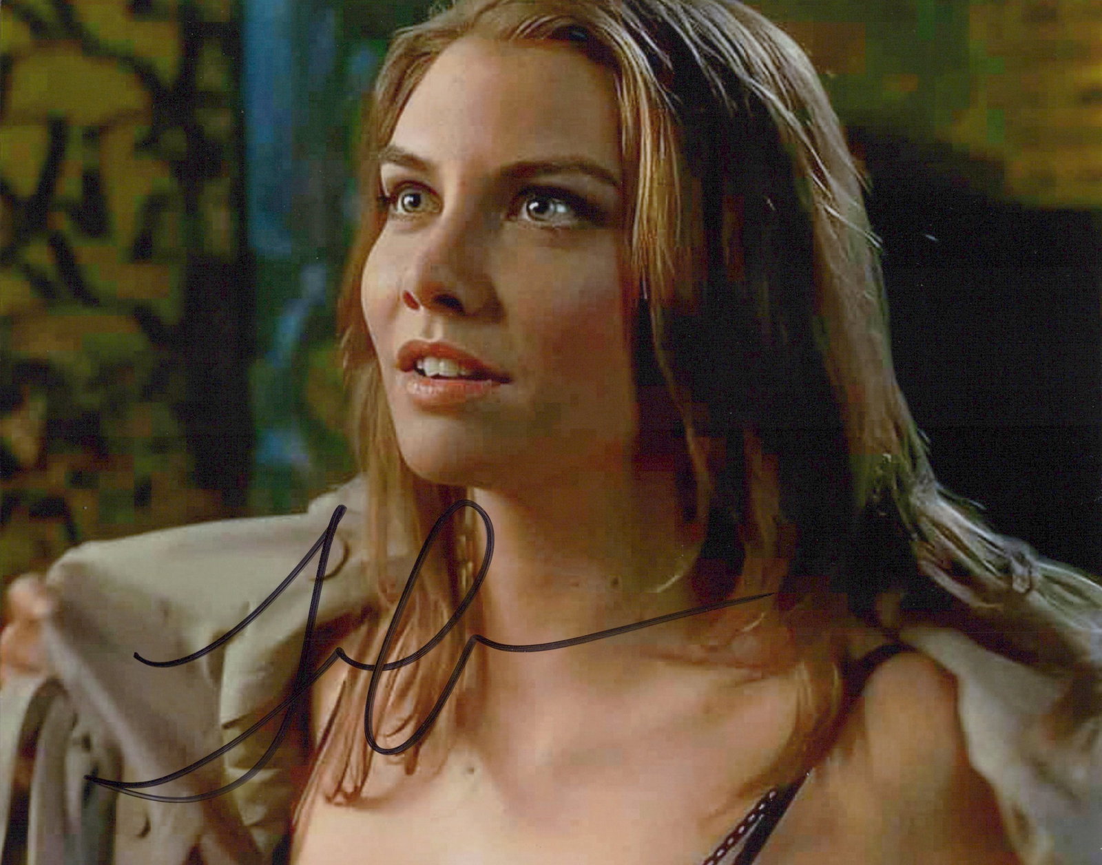 Lauren Cohan SUPERNATURAL In Person Signed Photo: Photo size is 8x10. Lauren Cohan in person signed photo from the movie SUPERNATURAL. Lauren Cohan as the character Bela Talbot. PLEASE NOTE: IMAGE IS SLIGHTLY PIXELATED. see photo priced accordingly