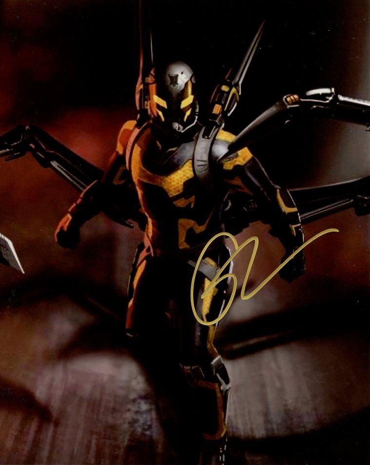 Corey Stoll - ANT-MAN WASP QUANTUMANIA In Person Signed Photo: Photo size is 8x10. Corey Stoll in person signed photo from the movie ANT-MAN IN THE WASP QUANTUMANIA. Corey Stoll as the character M.O.D.O.K.