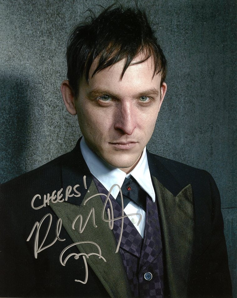 Robin Lord Taylor GOTHAM In Person Signed Photo (1 of 1)