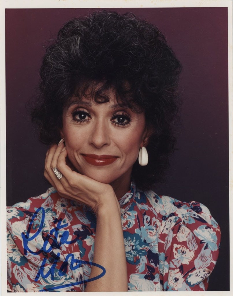Rita Moreno WESTSIDE STORY / OZ In Person Signed Photo (1 of 1)