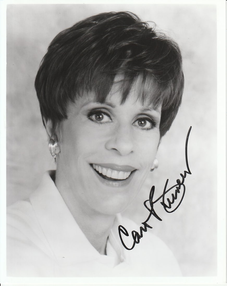 Carol Burnett COMEDY LEGEND In Person Signed Photo (1 of 1)