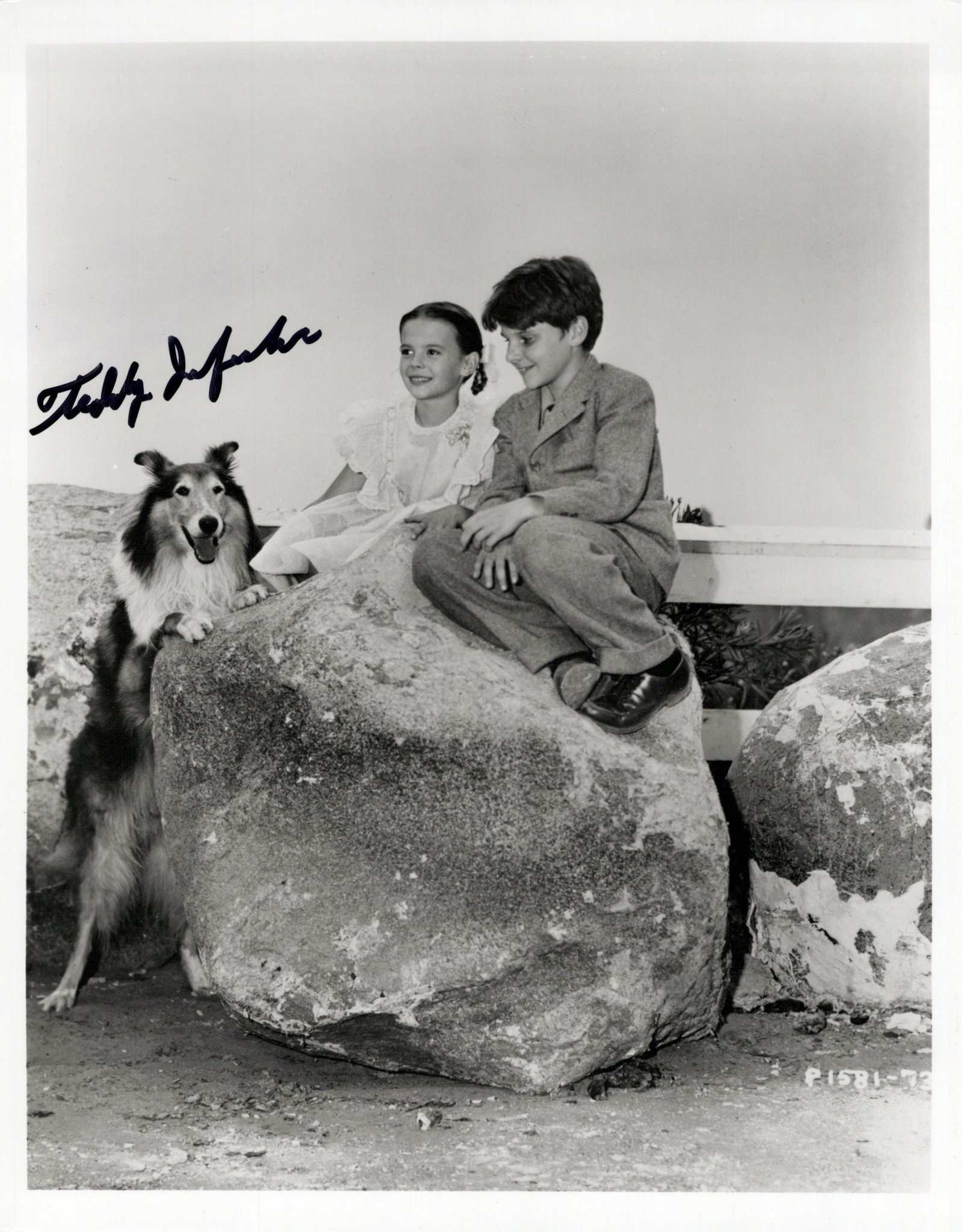 Teddy Infuhr (1936-2007) DRIFTWOOD Signed Photo: Photo size is 8x10. Teddy Infuhr (1936-2007) signed photo from the movie DRIFTWOOD. Teddy Infuhr as the character Lester Snyder.