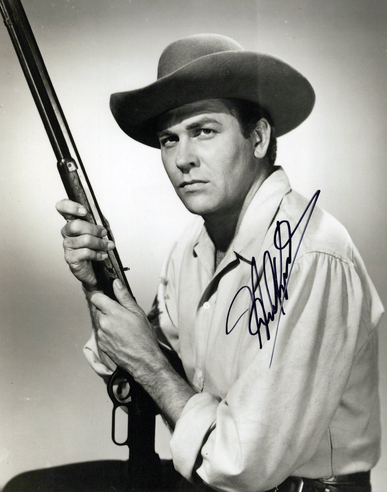 Howard Keel (1919-2004) SHOWBOAT / CALAMITY JANE Signeded Photo (1 of 1)