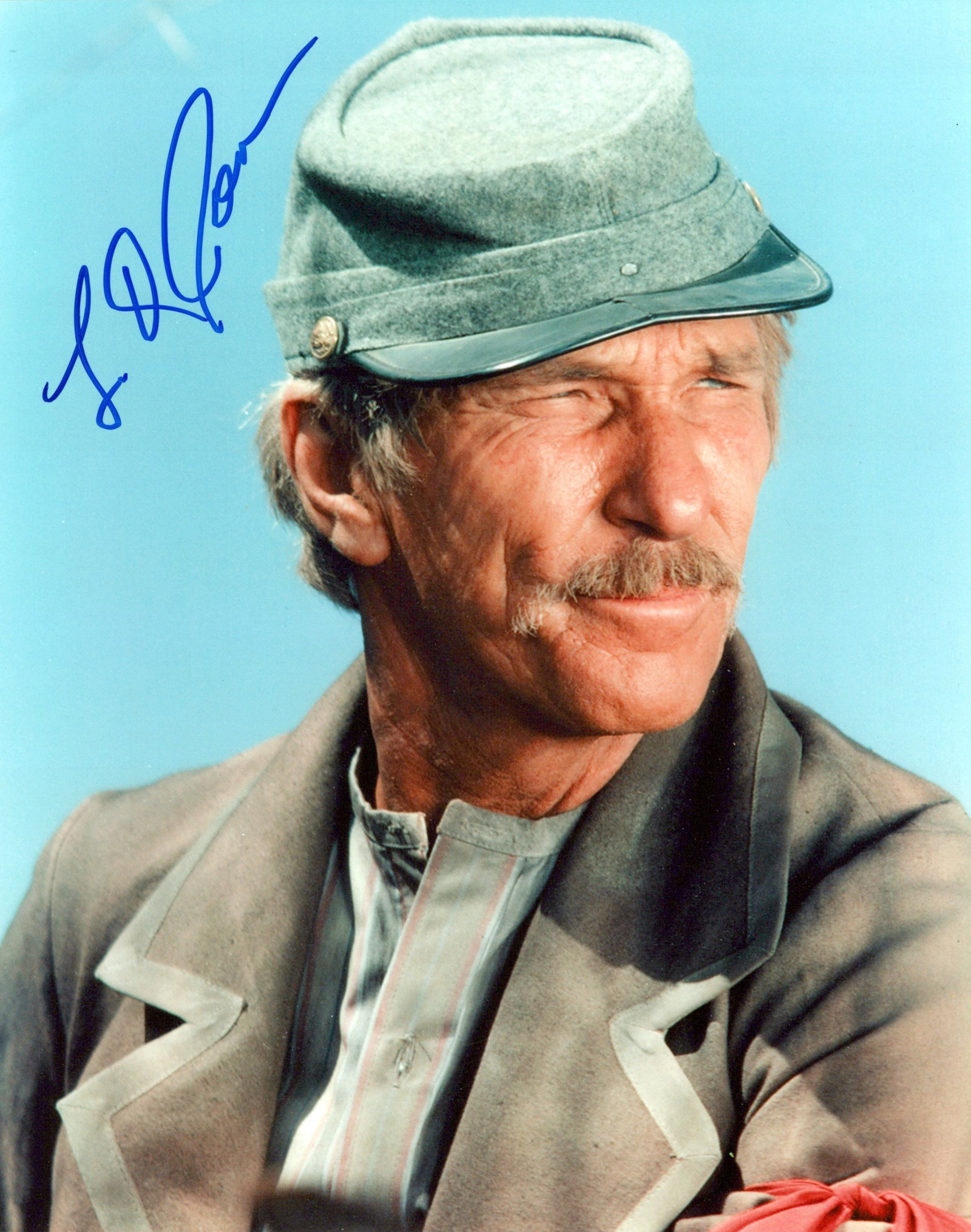 L. Q. Jones (1927-2022) MAJOR DUNDEE Signed Photo (1 of 1)