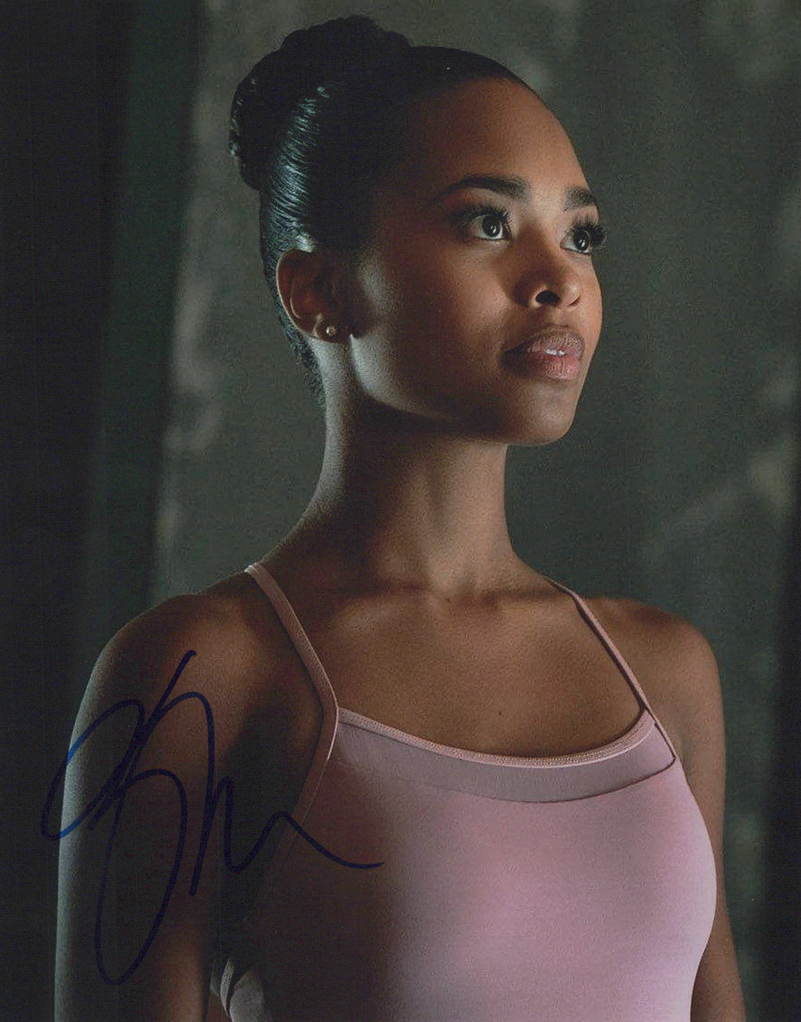 Zaria PRETTY LITTLE LIARS ORIGINAL SIN In Person Signed Photo: Photo size is 8x10. Zaria in person signed photo from the TV series PRETTY LITTLE LIARS ORIGINAL SIN. Zaria as the character Faran bryant.