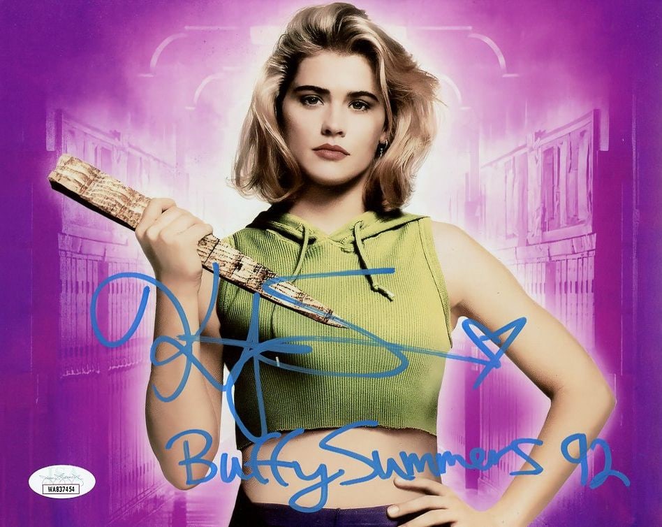 Kristy Swanson BUFFY THE VAMPIRE SLAYER In Person Signed Photo (1 of 1)
