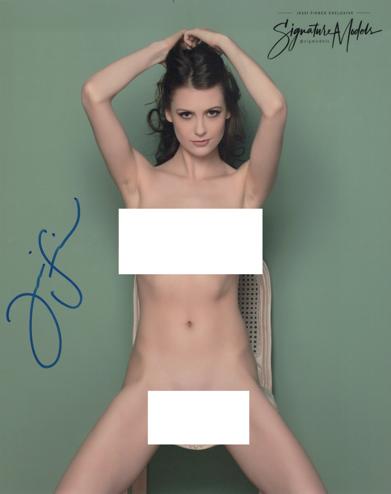 Jessi Fierce PLAYBOY In Person Signed Photo: Photo size is 8x10. PRIVATE SIGNING. Jessi Fierce in person signed autographed photo. 8x10 color sexy portrait. Jessi Fiercethis was signed at an EXCLUSIVE signing and photo shoot on January 17, 2019