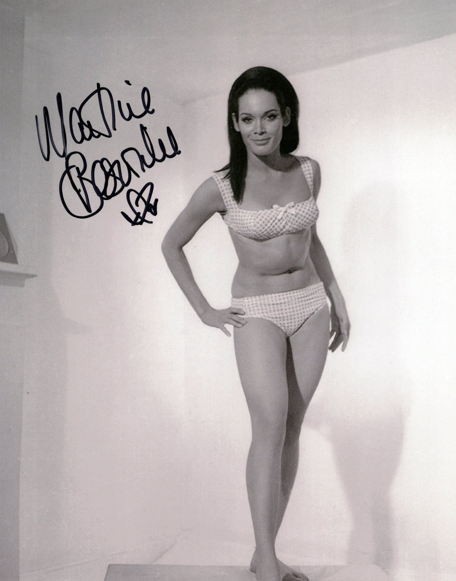 Martine Beswick FROM RUSSIA WITH LOVE - James Bond - In Person Signed Photo (1 of 1)