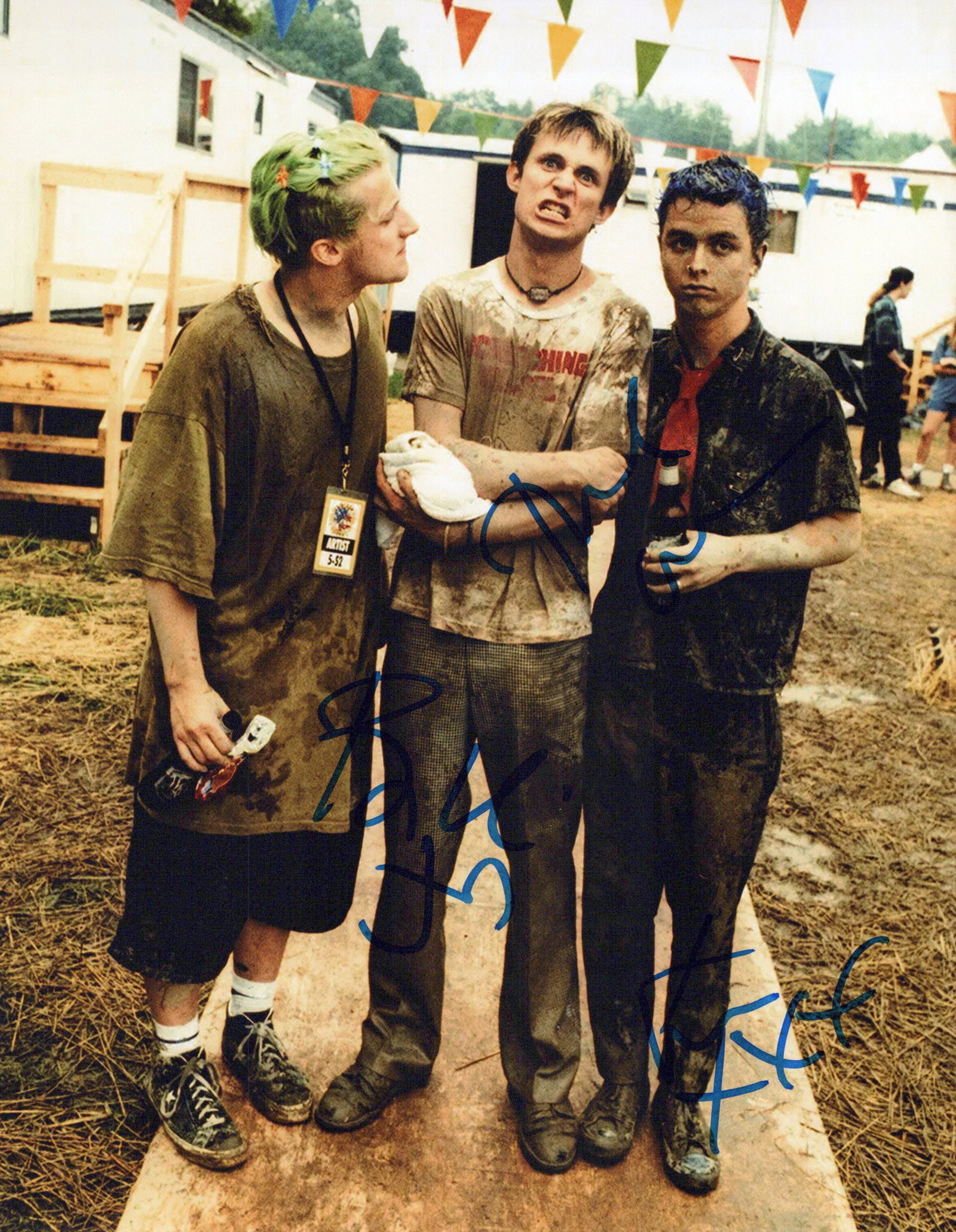 Armstong / Dirnt / Cool GREEN DAY In Person Signed Photo: Photo size is 8x10. Billy Joe Armstrong / Mike Dirnt / Tre Cool in person signed photo. Green Day is an American rock band formed in Rodeo, California, in 1987 by lead singer and guitarist Billie Joe 