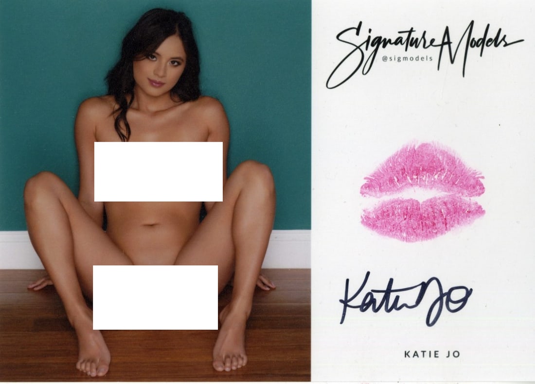 Katie Jo PLAYBOY KISS CARD In Person Signed Photo