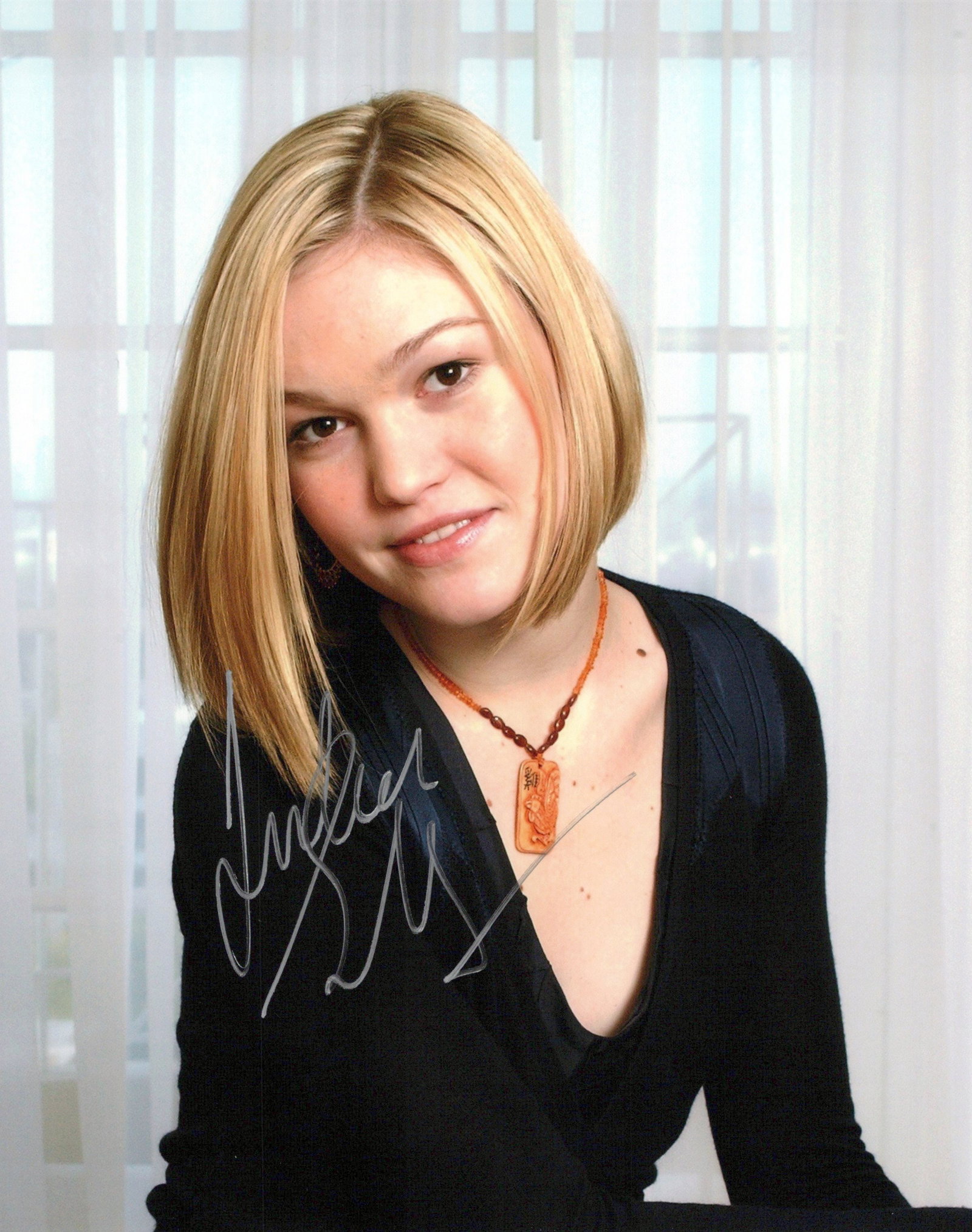 Julia Stiles BOURNE / 10 THINGS In Person Signed Photo
