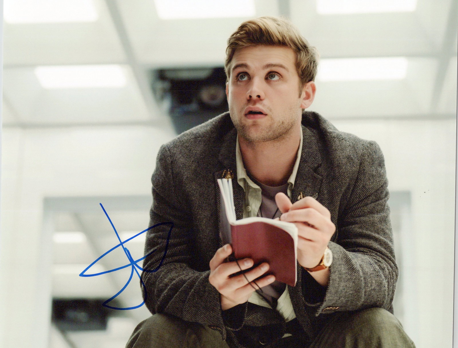 Leo Woodall PRIME TARGET In Person Signed Photo (1 of 1)