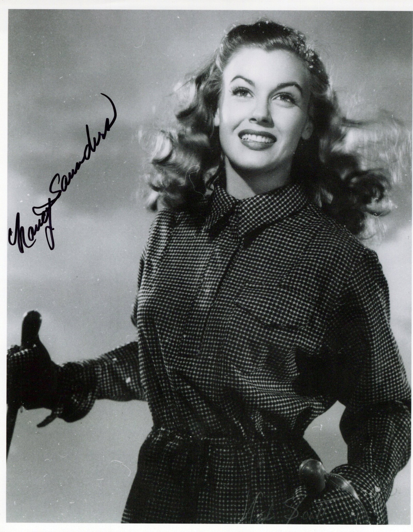 Nancy Saunders (1925-2020) WHIRLWIND RAIDERS / ARIZONA TERRITORY In Person Signed Photo: Photo size is 8x10. Nancy Saunders (1925-2020) In Person signed photo Nancy Saunders has done such movies as WHIRLWIND RAIDERS, THE MILLERSON CASE and DAWSON'S CREEK