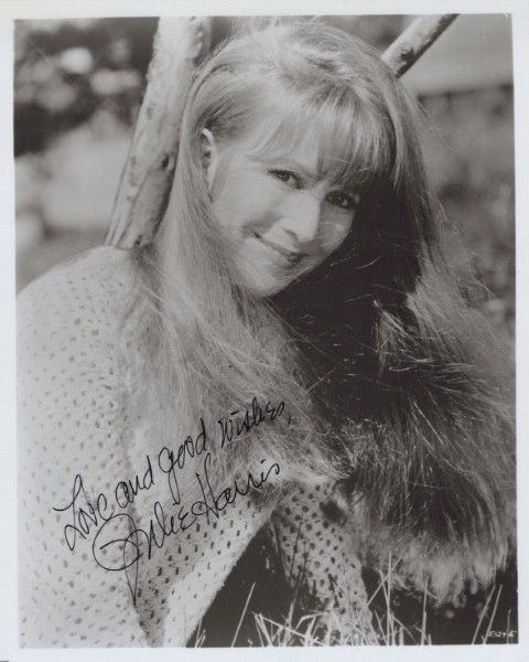 Julie Harris (1925-2013) HAUNTING / KNOTS LANDING Signed Photo